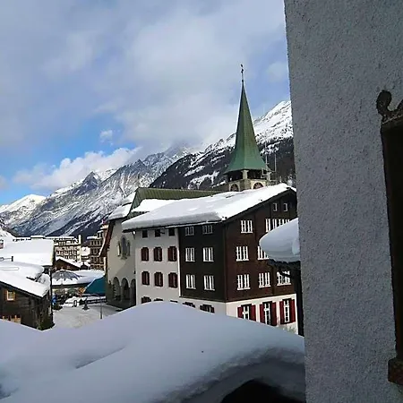 Weisshorn Chata *