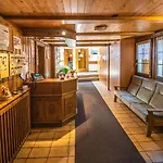 Weisshorn Lodge